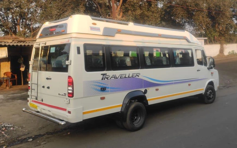 17 Seater Tempo Traveller Ranchi